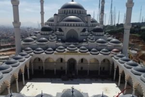 Çamlıca Camii Kadir Gecesini bekliyor