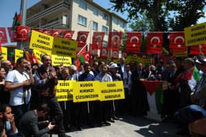 Bursa'da İsrail protesto edildi