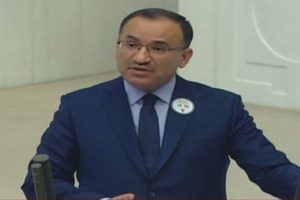 Bekir Bozdağ: Mazlumların kanı terörist İsrail'in elindedir