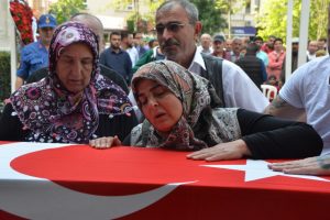 Şehidin annesinden oğluna son sesleniş