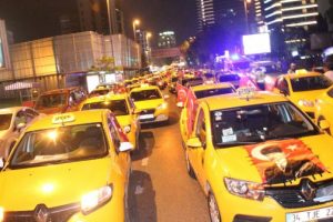 İstanbul'da İsrail'e karşı sarı isyan