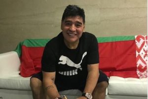 Maradona hem başkan hem de hocalık yapacak!