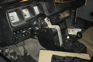 Direksiyonu olmayan arabayla kaza yaptılar: 2 yaralı