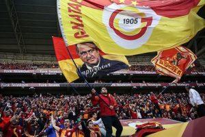 Galatasaray'ın şampiyonluk kutlamasına Fenerbahçe engeli