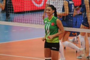 Bursa Büyükşehir Belediyesporlu Özdemir: ''Voleyboldaki başarı gurur verici''