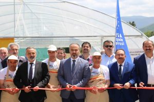 Bursa'da engelli bireyler toprakla buluştu
