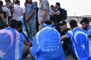 Bağdat'ta Türkmenlerden seçimde hile protestosu