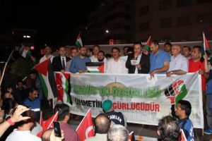 Manisa'da Filistin için yürüyüş