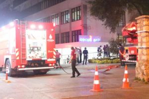 Bezmialem Vakıf Üniversitesi Tıp Fakültesi Hastanesi'nde yangın!