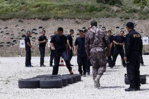 Bekçi adaylarına 'özel harekat' eğitimi