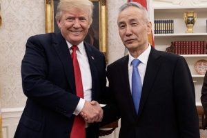 Çin'e 'şımarık' diyen Trump'tan Çin'le dostluk vurgusu
