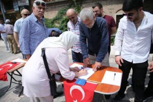 Bursa'da 'af' için imza kampanyası başlattılar