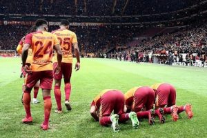 Galatasaraylı futbolculardan maç günü oruç kararı