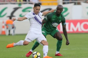 Akhisarspor galibiyetle kapattı