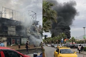 İzmir'de depo yangını