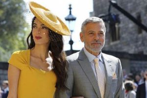 Prens Harry ve Meghan Markle evlendi! Ünlüler yılın düğününe akın etti...