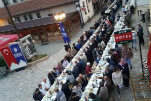 Bursa'dan Üsküp Müslümanlarına iftar