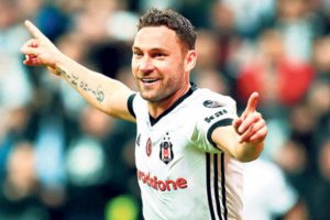 Tosic'in mesajı sosyal medyayı salladı