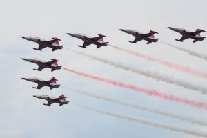 SOLOTÜRK ve Türk Yıldızları'nın gösterisi hayran bıraktı