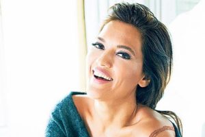 Demet Akalın'ı kızdıran fotoğraf