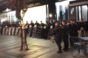 Kızılyıldız taraftarlarının olaylı şampiyonluk kutlaması