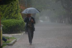 Meteoroloji'den 3 il için sağanak ve dolu uyarısı