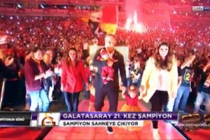 Fatih Terim, Şampiyonlar Ligi müziğiyle sahaya çıktı