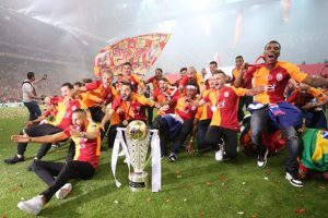 Cedric Carrasso, Galatasaray'a veda etti