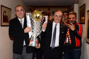 Galatasaray'da kutlamalar cemiyette devam etti