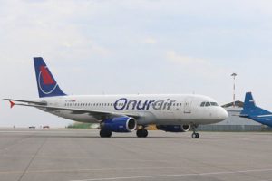 Onur Air uçağı acil iniş yaptı!