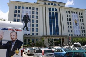 AK Parti'de aday listelerine üçlü koruma