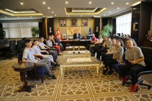 Bursa'da engelli öğrencilerin şampiyonluk sevinci