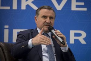 Bakan Bak'tan Fenerbahçe'ye tebrik