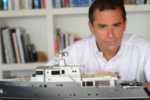 Ünlü tekne tasarımcısının iflası istendi