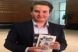Duruay: 18 yaşındakilerin halini anlayamazlar