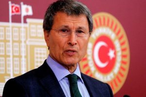 İYİ Parti'den Halaçoğlu açıklaması geldi