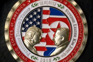 Trump hatıra parası çıkardı