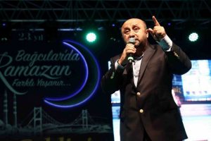 İlahiyatçı Döngeloğlu: 'Param İsrail'e gidiyor mu?' diye...