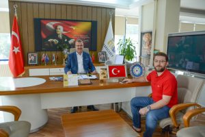 Türkiye'nin Sihirli Elleri Yarışması'ndan Bursalı Eren'e derece