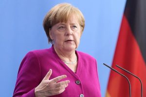 Merkel Solingen faciasının 25. yılı anma törenine katılacak