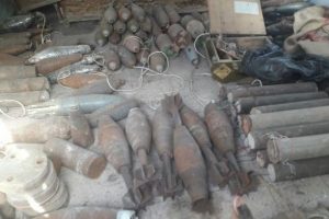 TSK Afrin'de mühimmat deposu buldu!