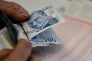 Emekliye verilecek ikramiyenin 192 lirası buhar oldu!