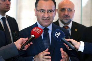 Bozdağ: Dolarla oynayanlar...