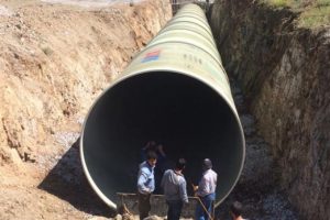 Sulama borusunun içinde akılalmaz kaza!