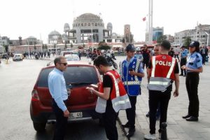 53 bin polisle huzur operasyonu
