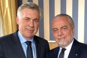 Napoli'nin yeni hocası Carlo Ancelotti!