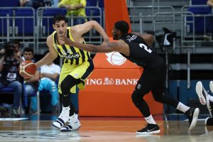 Fenerbahçe'den farklı galibiyet