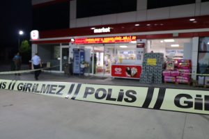 Akaryakıt istasyonuna silahlı soygun!