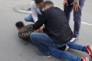 Otomobil hırsızları kıskıvrak yakalandı!