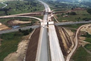 Dev otoyolun 29 kilometrelik kısmı trafiğe açılacak